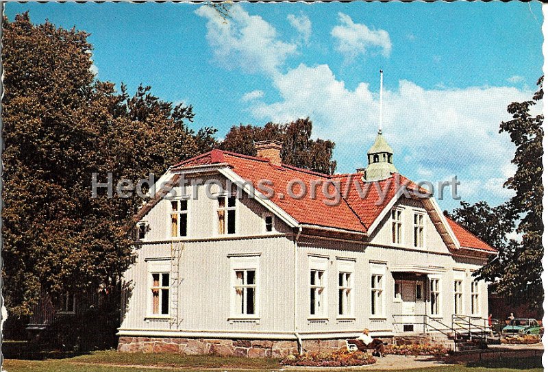 Gamla Tingshuset, Lerum. Postganget 10 november 1988. Forlag Tre Bocker. 9999.jpg - Gamla Tingshuset, Lerum.Postgånget 11 nov 1988.Förlag: Tre Böcker. 9999.