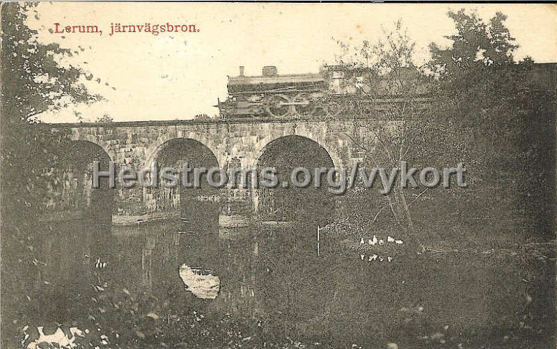Lerum, Jarnvagsbron. Postganget 19 september augusti 1910. Forlag Carl Broback.jpeg - Lerum, järnvägsbron.Postgånget 19 september augusti 1910.Förlag: Carl Brobäck.