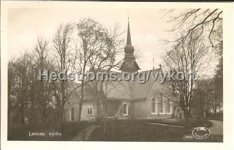 Lerums kyrka. Postganget 18 augusti 1930.jpg - Lerums kyrka.Postgånget 18 augusti 1930.
