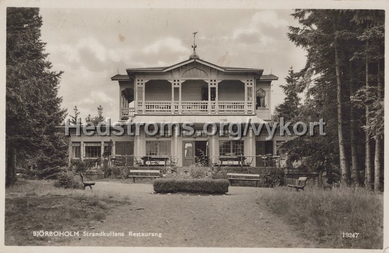 Bjorboholm Strandkullens Restaurang. Postganget 1937. A-B Alga, Stockholm 19247.jpg - Björboholm Strandkullens Restaurang.Postgånget 1937.A-B Alga, Stockholm 19247.