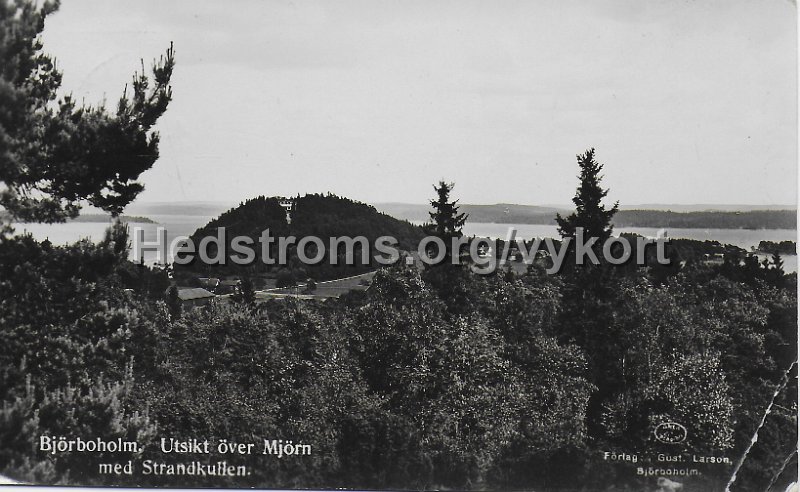 Bjorboholm. Utsikt over Mjorn med Strandkullen. Postganget 3 juli 1937. Forlag Gust. Larson, Bjorboholm.jpeg - Björboholm. Utsikt över Mjörn med Strandkullen.Postgånget 3 juli 1937.Förlag: Gust. Larson, Björboholm.