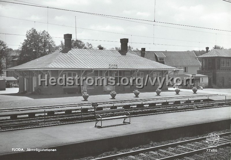 FLODA. Jarnvagsstationen. Odaterat. Pressbyran 77486.jpeg - Floda. Järnvägsstationen.Odaterat.Pressbyrån 77486.