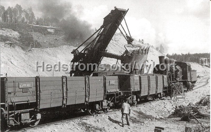 Goteborgs Vykortsklubb 3 av 4 2011.jpeg - Inlandsbanans byggnation, ca 1930.Foto: Wästfeldt, Jokkmokk, genom framlidne Stig Nyberg.Göteborgs Vykortsklubb 3 av 4 2011. 