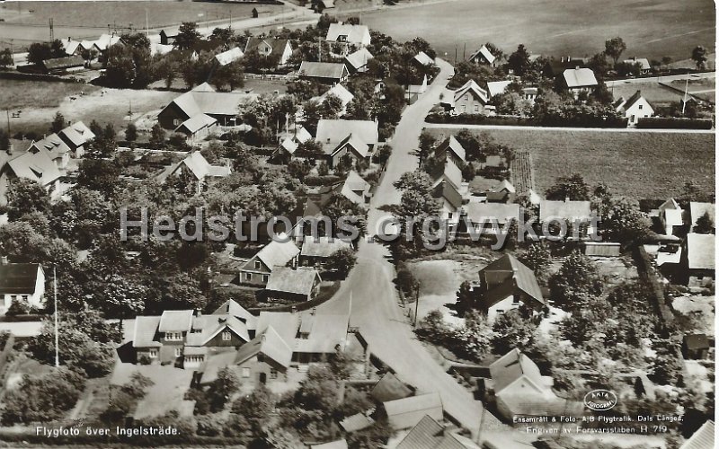 Flygfoto over Ingelstrade. Postganget 1 april 1976. Ensamratt  Foto AB Flygtrafik, Dals-langed. H719.jpeg - Flygfoto över Ingelsträde.Postgånget 1 apr 1976Ensamrätt & Foto: A/B Flygtrafik. Dals Långed.