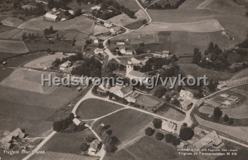 Flygfoto over Liared. Postganget 1 oktober 1952. Ensamratt Foto AB Flygtrafik. Lillljeqvist.jpg - Flygfoto över Liared.Postgånget 1 oktober 1952.Ensamrätt & Foto: A/B Flygtrafik. Lillljeqvist.