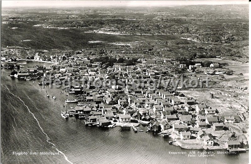 Flygfoto over Mollosund. Daterat 11 juli 1939.jpg - Flygfoto över Mollösund.Daterat 11 juli 1939.