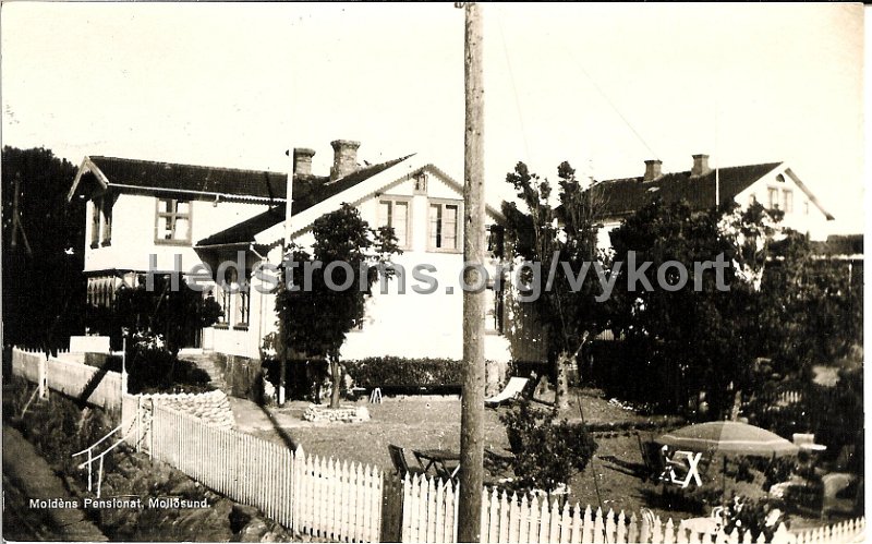 Moldens Pensionat , Mollosund. Postganget 13 augusti 1941. Forklag A.-B. Rob. E. Dahlstrom, Goteborg.jpg - Moldéns Pensionat, Mollösund.Postgånget 13 augusti 1941.Förlag: A.-B. Rob. E. Dahlström, Göteborg.