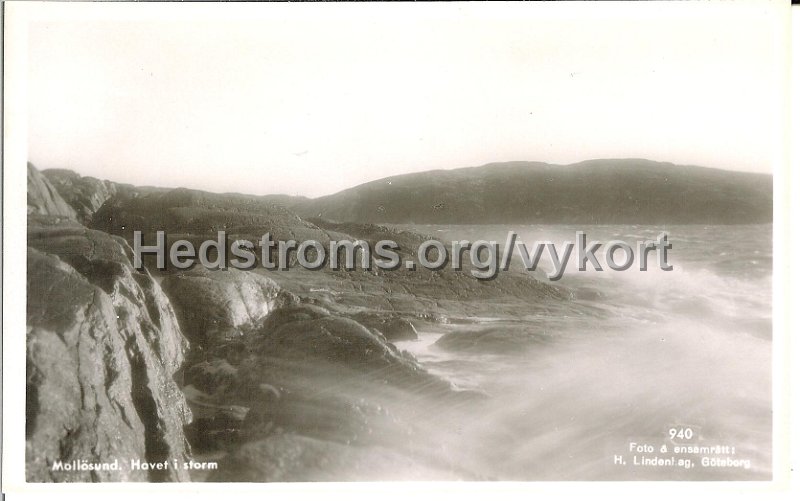 Mollosund. Havet i storm. Daterat 19 februari 1951. Foto ensamratt H. Lindenhag, Goteborg.jpg - Mollösund. Havet i storm.Daterat 19 februari 1951.Foto & ensamrätt: H. Lindenhag, Göteborg.