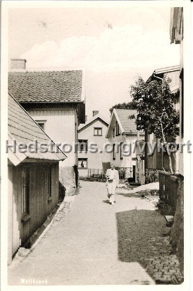 Mollosund. Postganget 15 augusti 1957. Forlag M.J. Johansson, Mollosund.jpg - Mollösund.Postgånget 15 augusti 1957.Förlag: M.J. Johansson, Mollösund.