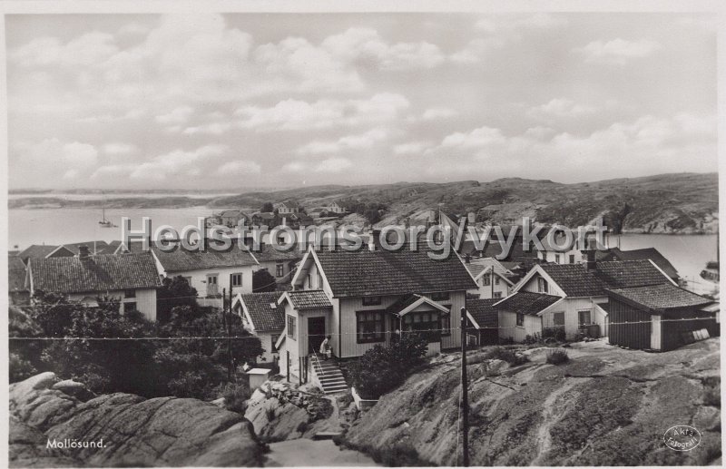 Mollosund. Postganget 6 juli 194x. Foto Boktryckare Erik Oldeborn, Ellos.jpg - Mollösund.Postgånget 6 juli 194x.Foto: Boktryckare Erik Oldeborn, Ellös.