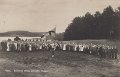 Naas. Samling kring svenska flaggan. Postganget 24 juli 1931