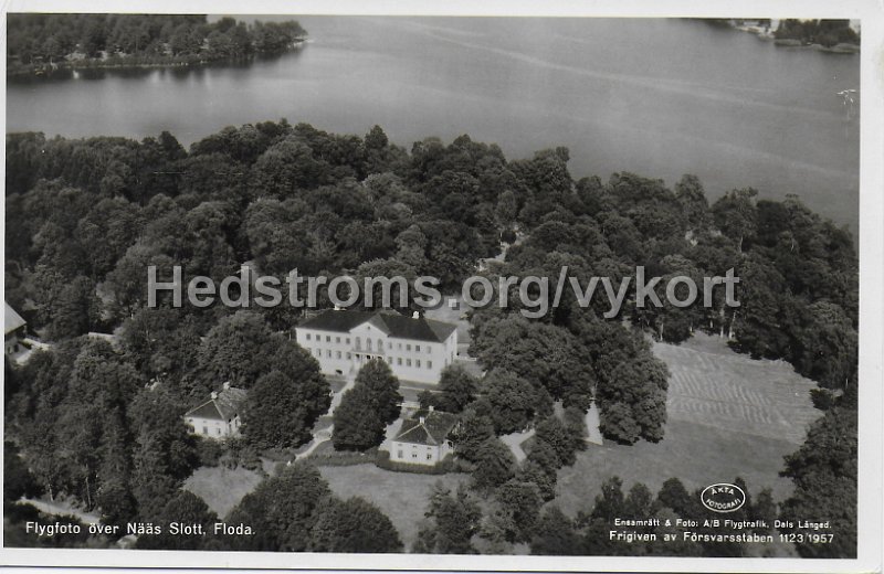 Flygfoto over Naas slott, Floda. Postganget 9 juli 1958. Ensamratt Foto AB Flygtrafik, Dals Langed, Lilljeqvist.jpeg - Flygfoto över Nääs slott, Floda.Postgånget 9 juli 1958.Ensamrätt & Foto: A/B Flygtrafik, Dals Långed, Lilljeqvist.