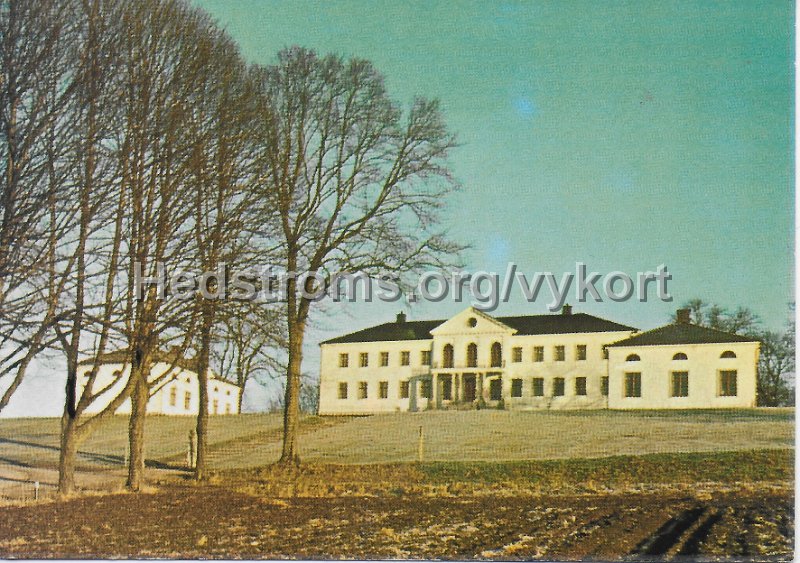 Naas Slott, ett hogrestandshem fran1800-talet. Belaget vid E3, 3 mil fran Goteborg, 2 mil fran Alingsas. Tel. 0302 - 312 02. Postganget 11 febr 1978.jpeg - Nääs Slott, ett högreståndshem från 1800-talet.Beläget vid E3, 3 mil från Göteborg, 2 mil från Alingsås. Tel. 0302 - 312 02.Postgånget 11 febr 1978.