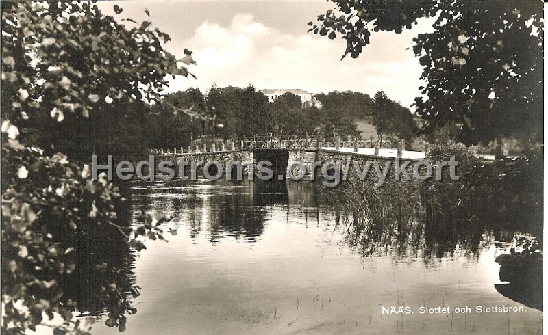 Naas. Slottet med slottsbron. Odaterat. A.-B. Goteborgs Konstforlag.jpg - Nääs. Slottet med slottsbron.Odaterat.A.-B. Göteborgs Konstförlag.