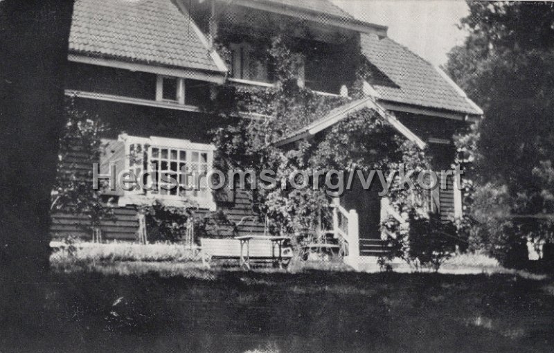 Kvinnornas Semesterhem, Skogslyckan, Norsesund. Postganget27 juli 1943.jpg - Kvinnornas Semesterhem, Skogslyckan, Norsesund.Postgånget 27 juli 1943.