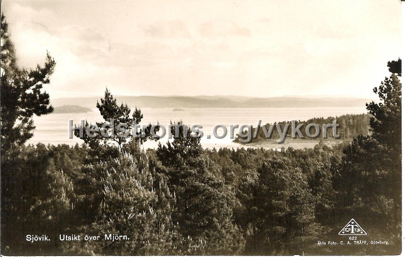 Sjovik. Utsikt fran Valasberget. Postganget 6 juli 1949. Akta Foto C.A. Traff, Goteborg 622.jpg - Sjövik. Utsikt från Vålåsberget.Postgånget 6 juli 1949.Äkta Foto. C.A. Träff, Göteborg 622.