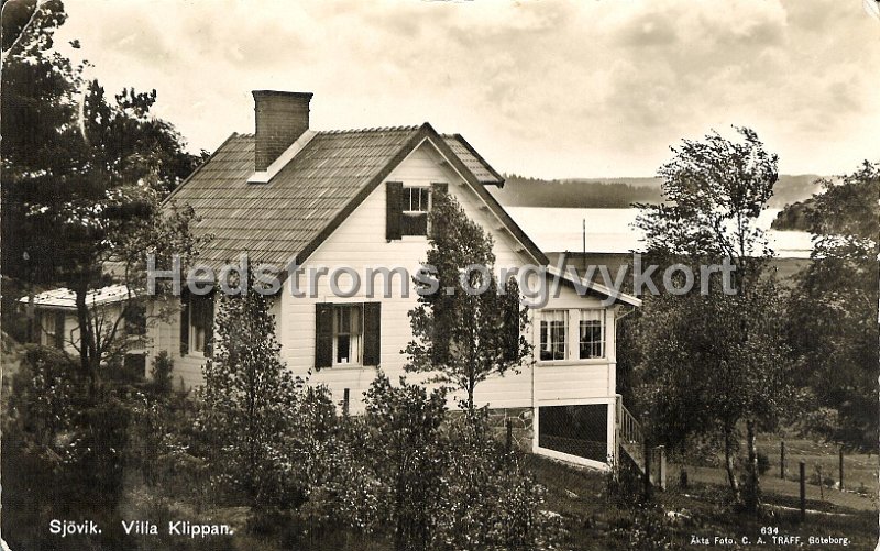 Sjovik. Villa Klippan. Postganget 7 juli 1938. Broderna Erikson, Sjovik. Akta Foto. C. A. Traff 634.jpg - Sjövik. Villa Klippan.Postgånget 7 juli 1938.Bröderna Erikson, Sjövik.Äkta Foto. C. A. Träff 634.