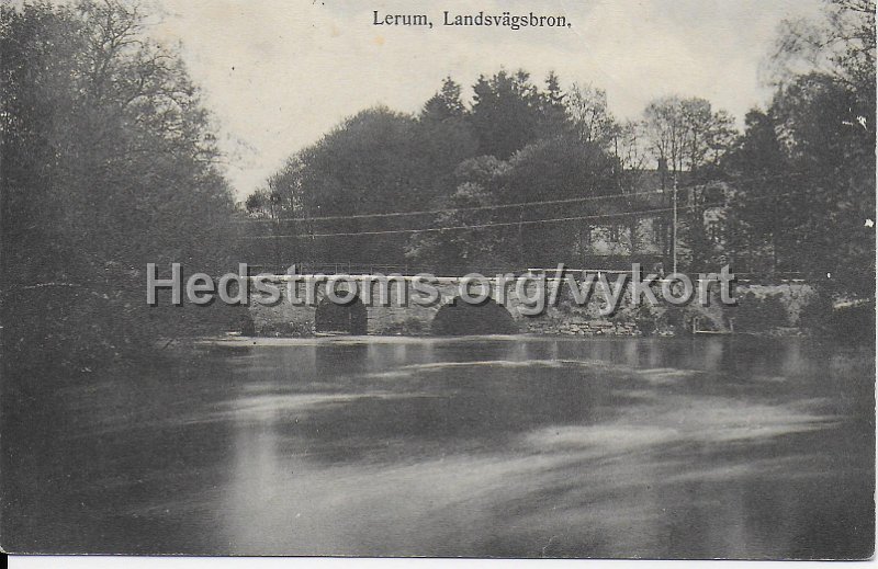 Lerum, Landsvagsbron. Postganget 30 december 1916.jpeg - Lerum, Landsvägsbron.Postgånget 30 december 1916.