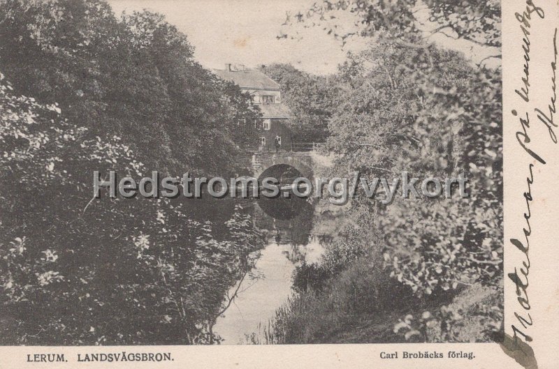 Lerum. Landsvagsbron. Postganget 8 december 1908. Carl Brobacks forlag.jpg - Lerum. Landsvägsbron.Postgånget 8 december 1908.Carl Brobäcks förlag.