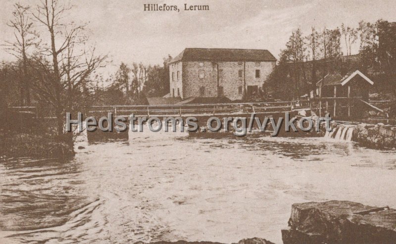 Hillefors, Lerum. Hillefors grynkvarn 1913. Odaterat. Hillefors Grynkvars Museum, Stenkullen.jpg - Hillefors, Lerum. Hillefors grynkvarn 1913.Odaterat.Hillefors Grynkvars Museum, Stenkullen.