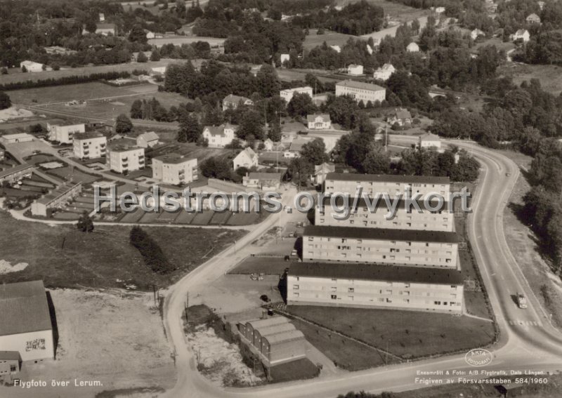 Flygfoto over Lerum. Odaterat. Ensamratt  Foto A  B Flygtrafik, Dals Langed. Lilljeqvist.jpg - Flygfoto över Lerum.Odaterat. Frigiven 1960.Ensamrätt & Foto: A/B Flygtrafik, Dals Långed. Lilljeqvist.